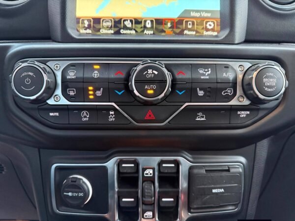 Jeep Wrangler Sahara 3.6 V6