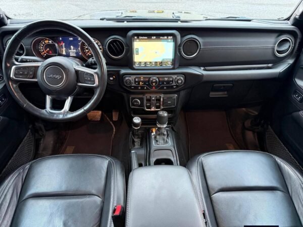 Jeep Wrangler Sahara 3.6 V6